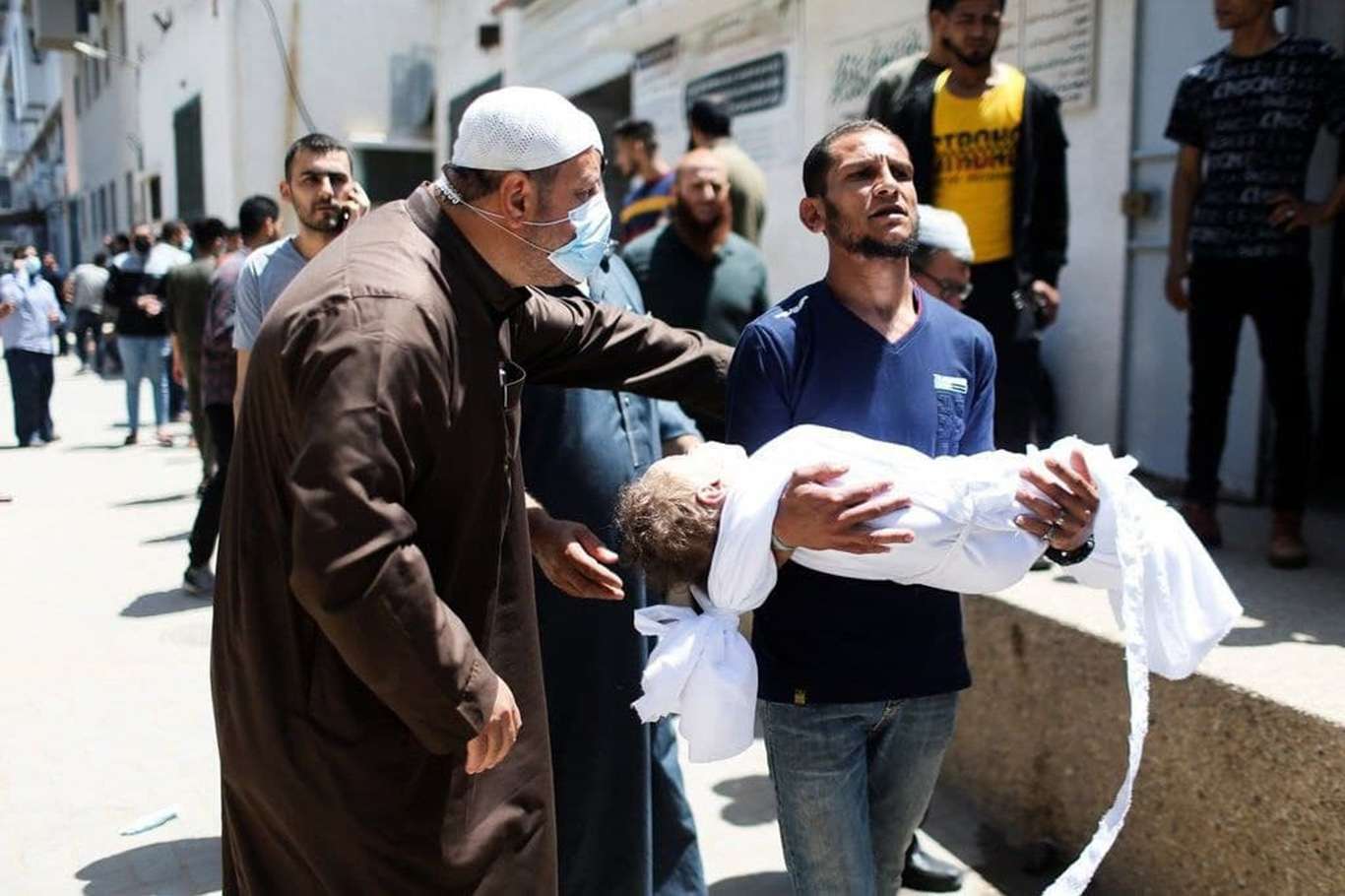 Death toll from zionist aggression on Palestinians climbs to 231, including 64 children